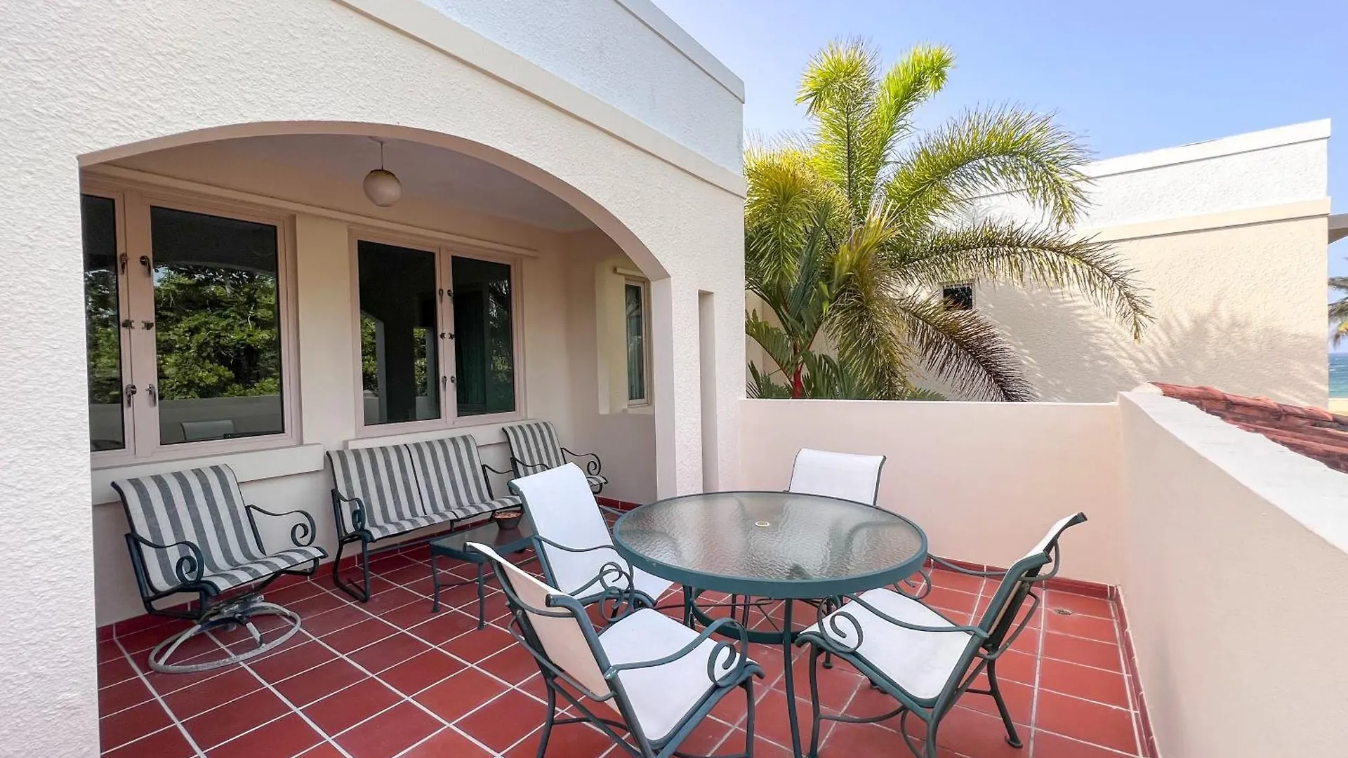 Villa Iris 2 Story Ocean View Villa W/ Pool Access Vega Alta